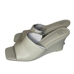 **CLEARANCE** A NEW DAY - Women’s Mule Heels.